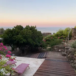 Villa Dammuso Mare E Tramonto D'africa, San Michele (Pantelleria)